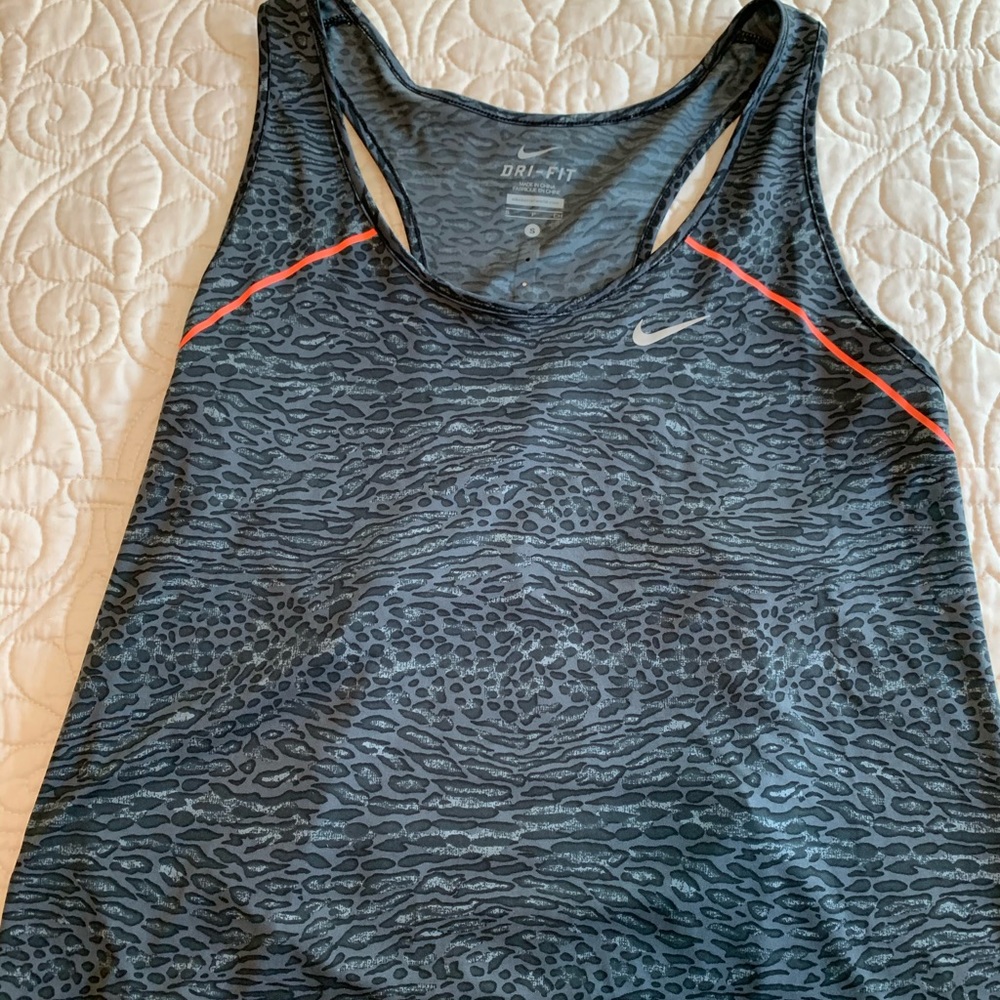 Nike Racer Back Pattern top